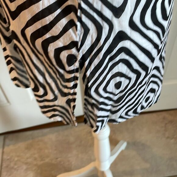 Mudpie Kendall Tunic Pool Tile Black White Tassle Cover Up Medium 8-10 - Picture 5 of 9